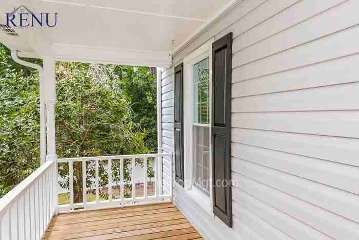 7132 Avenbury Cir - Photo 3 of 19