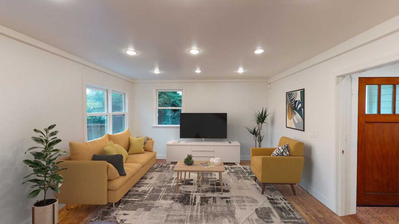 Restored Southwest Berkeley home with fenced yard & 94 Walk Score