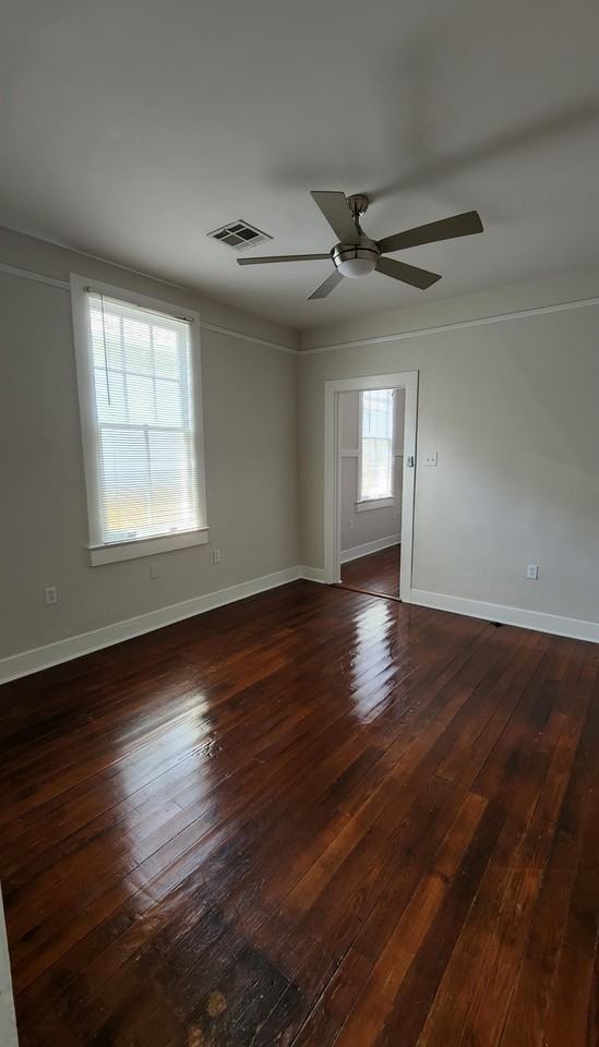 1003 Sixth Street #1003 - Photo 4 of 10