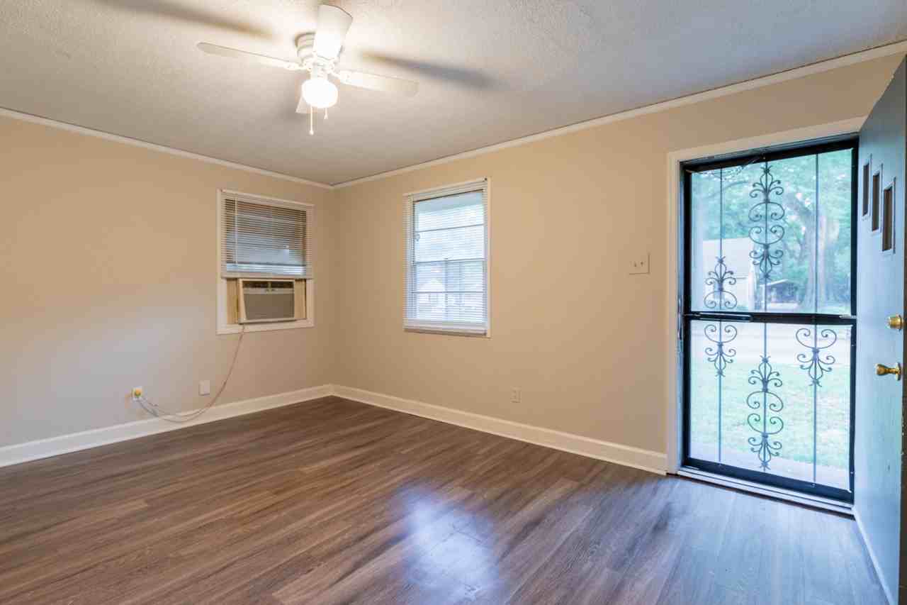 3328 Douglass Ave #1 - Photo 5 of 14