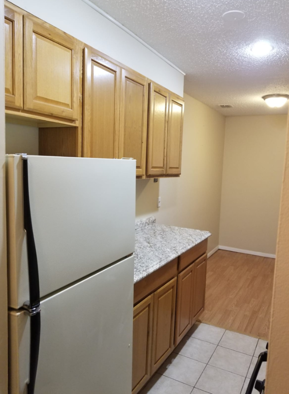 4 Shrewsbury Green Dr #B - Photo 6 of 25