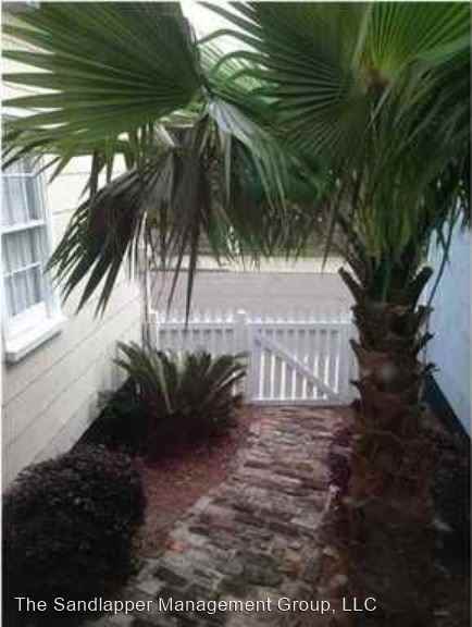 422 Race St - Photo 2 of 18