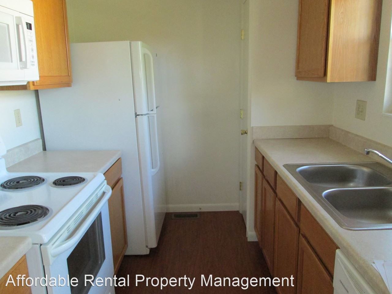 447 Heather Ridge Dr - Photo 2 of 14