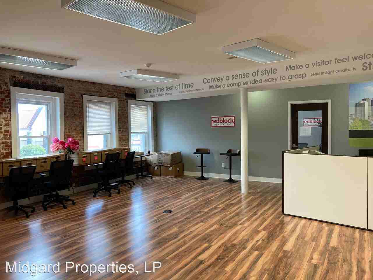 305 York Road - Photo 2 of 13