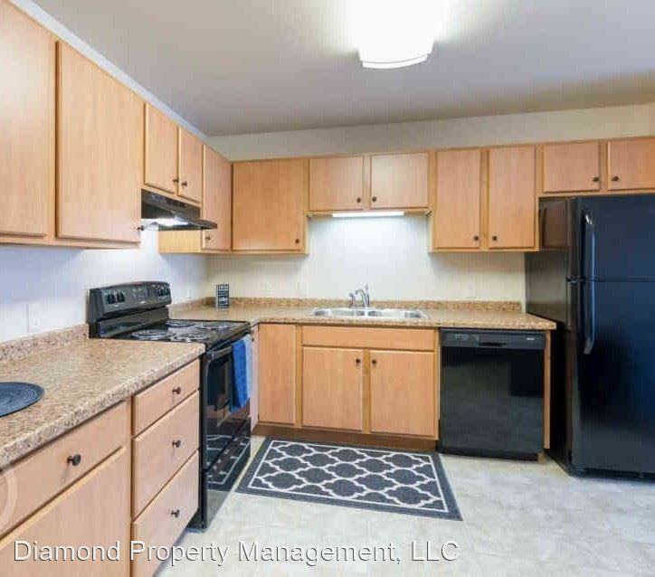 Prosser Place - Photo 5 of 34