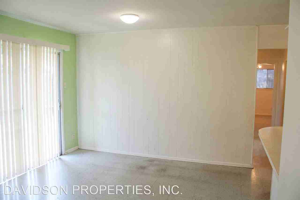 2603 Old Moss Rd - Photo 3 of 18