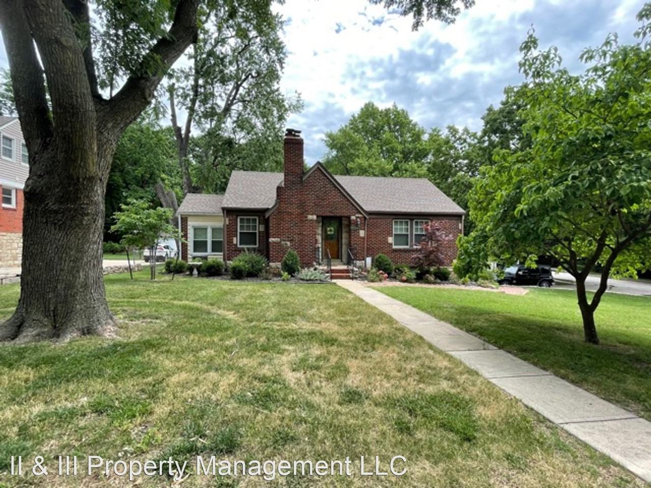 5921 Hemlock St - Photo 2 of 29