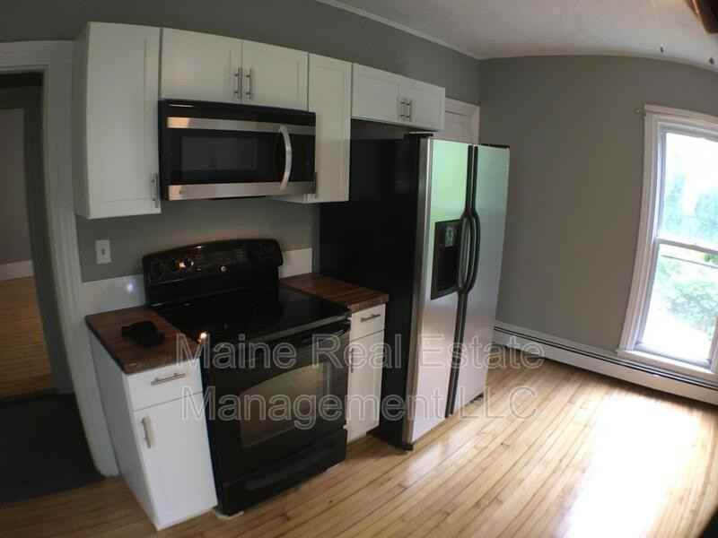 25 Autumn St - Photo 2 of 20