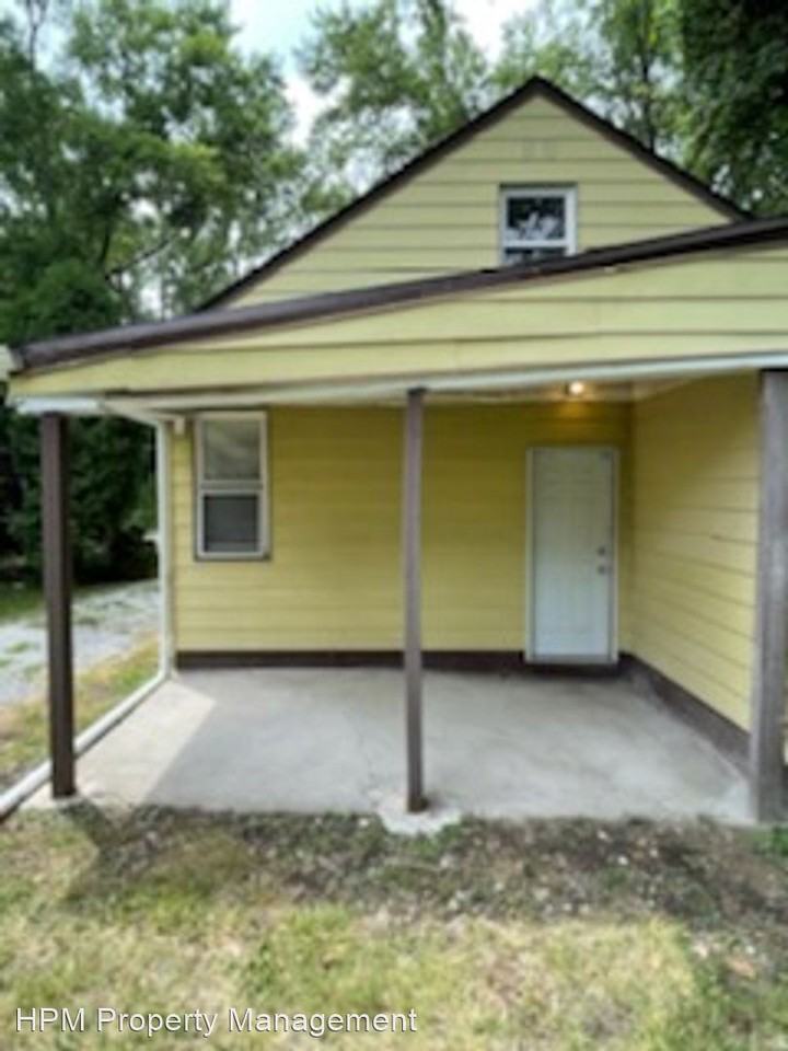 1047 Yukon Ave