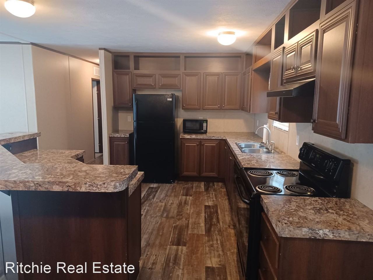 7096 Hickory Grove Rd - Photo 3 of 13