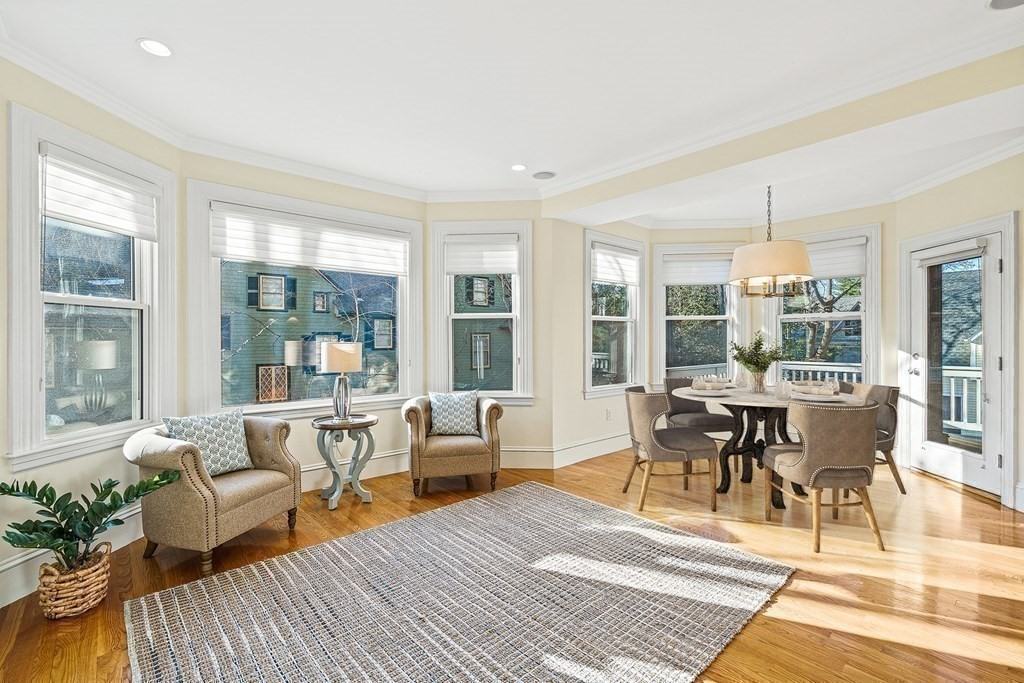 12 Mount Pleasant St #12 - Photo 3 of 35