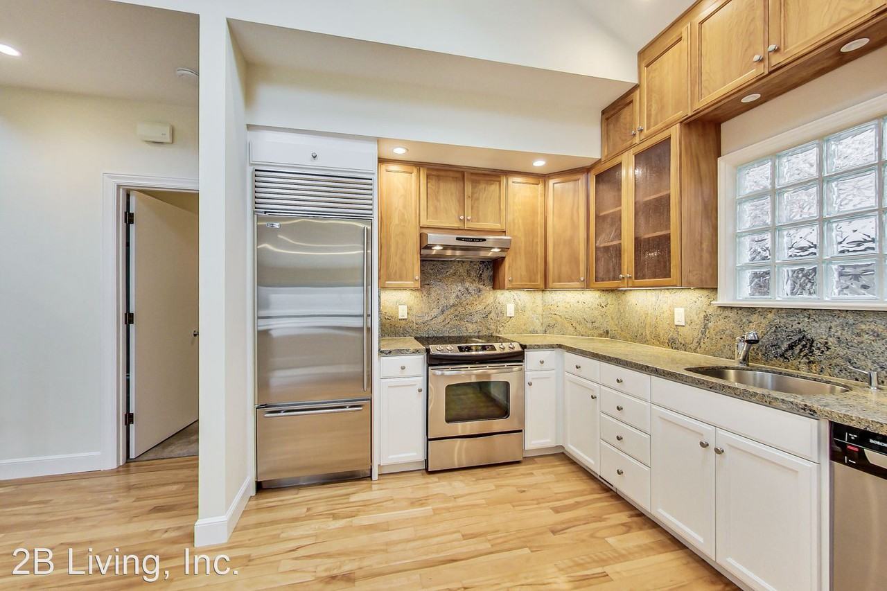 153 Lake St - Photo 2 of 26