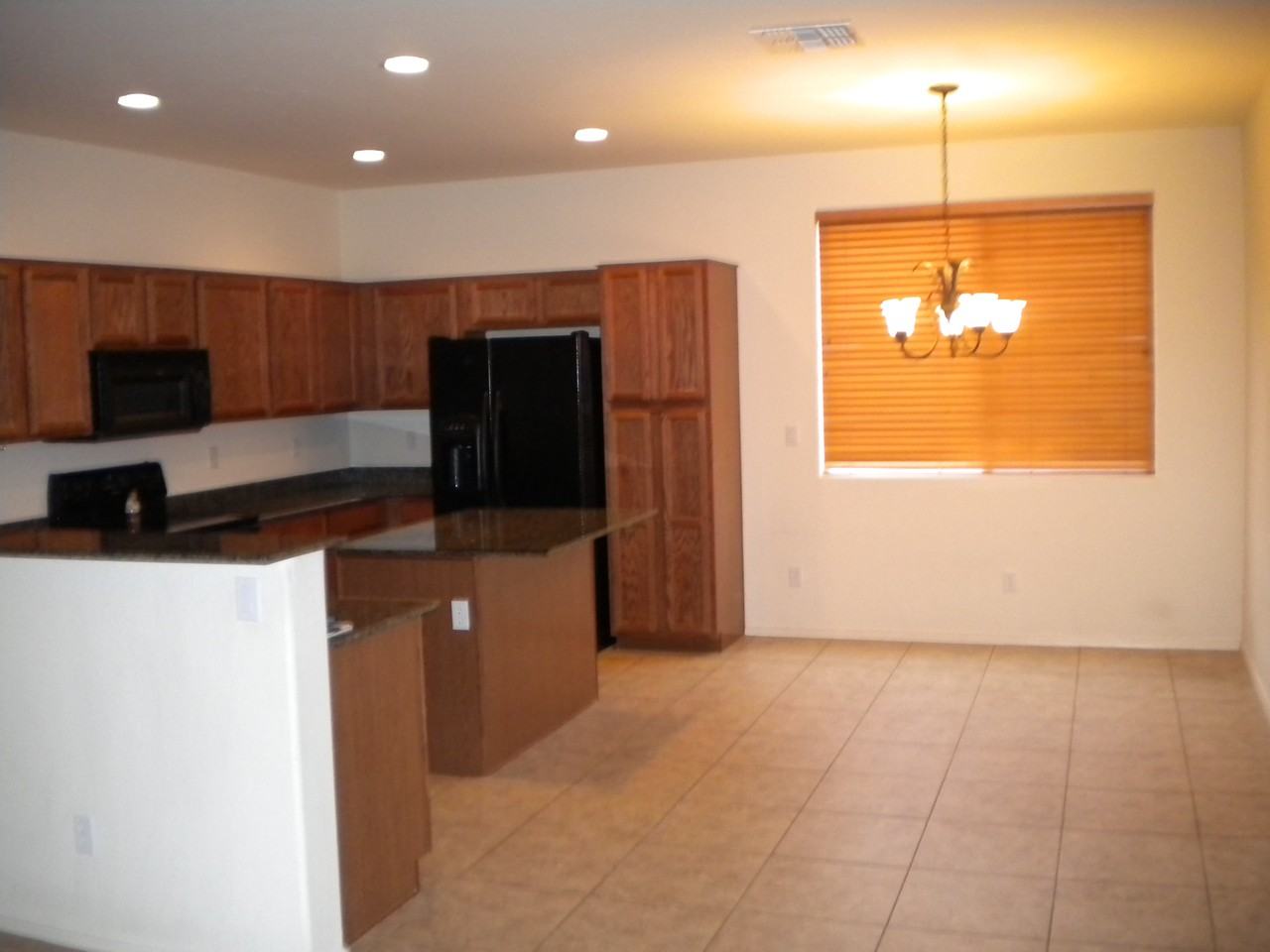 17469 N 169th Dr - Photo 5 of 25