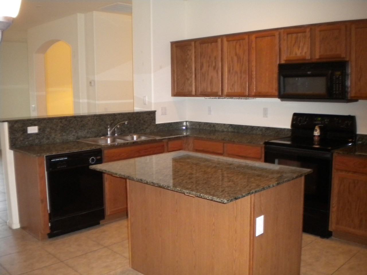 17469 N 169th Dr - Photo 6 of 25