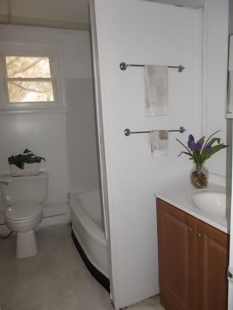 533 E Patapsco Ave - Photo 5 of 6