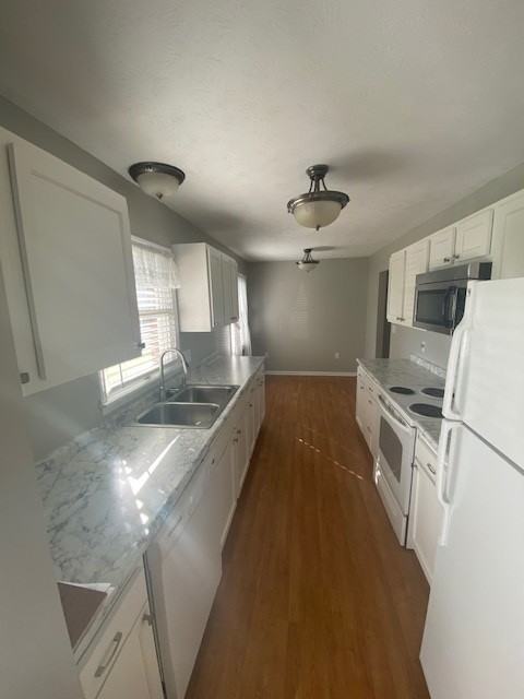 275 Beverly Dr - Photo 2 of 17