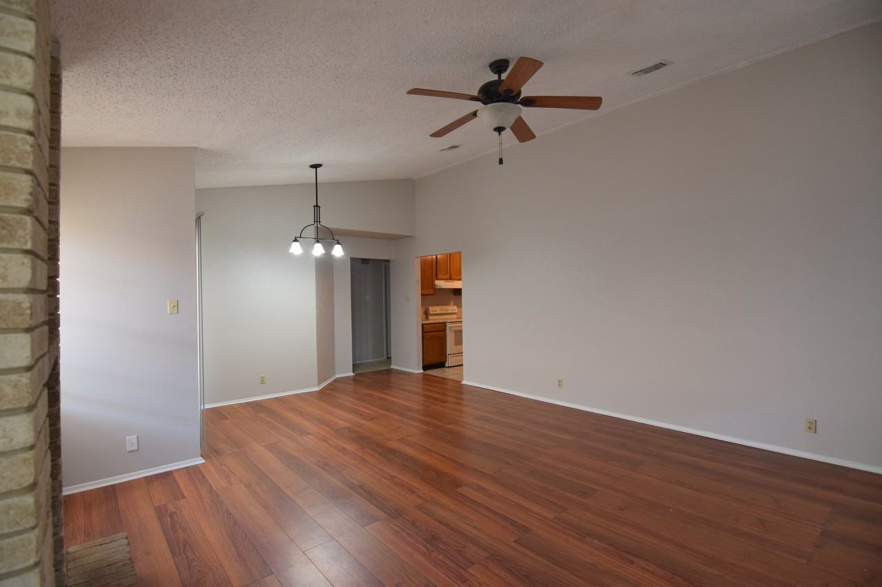 2602 Daniel Boone Trl - Photo 7 of 19
