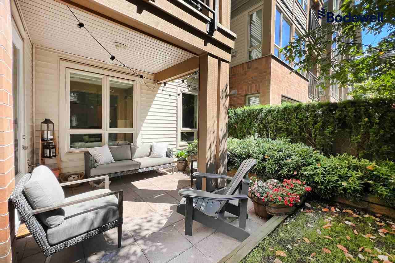 1111 27th St E - Photo 2 of 22