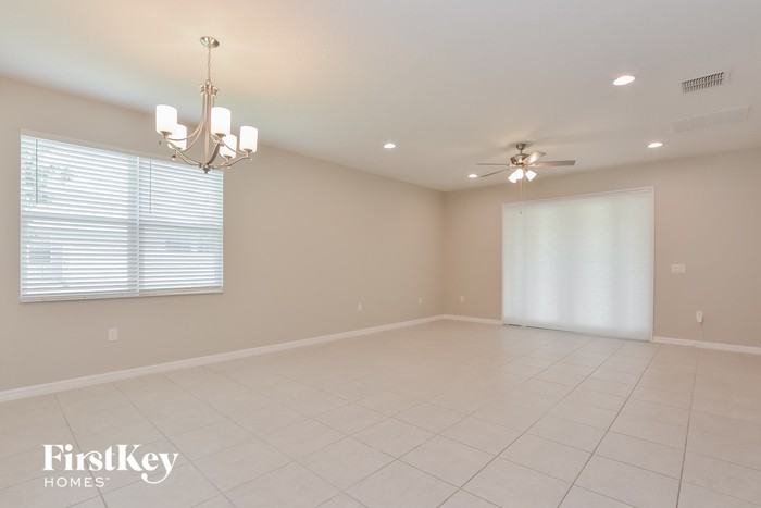 3336 Wolf Run Rd - Photo 3 of 15