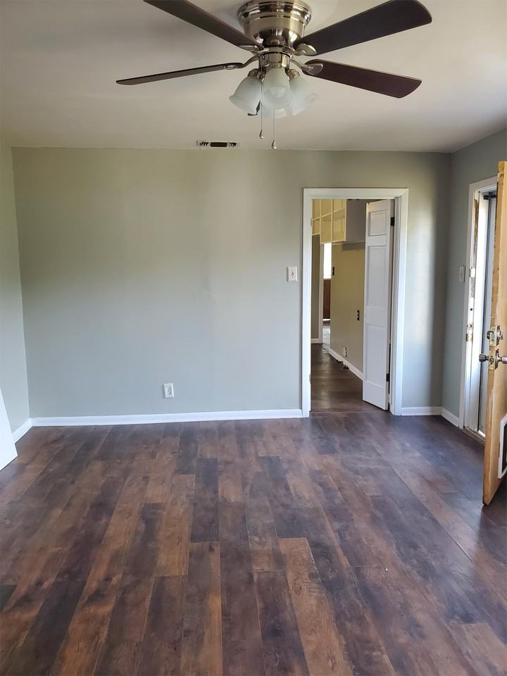 4002 S Van Buren St #1 - Photo 6 of 7