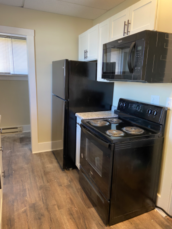 226 Clinton St - Photo 2 of 7