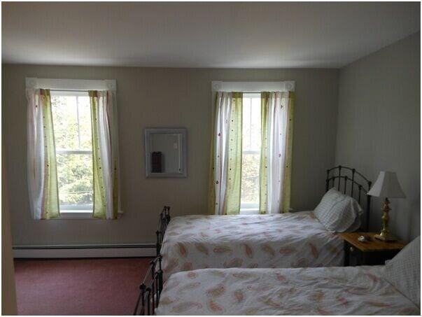 47 Pine Hill Rd S - Photo 3 of 5