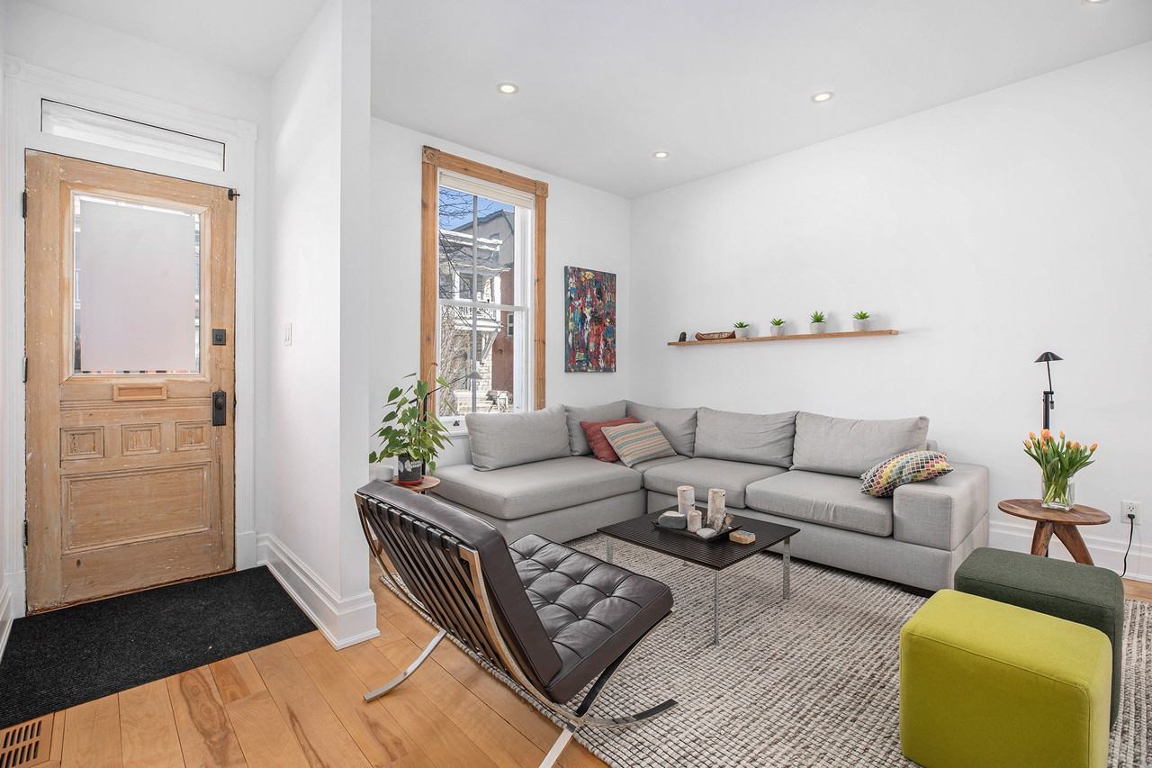 206 Saint Patrick Street - Photo 2 of 18