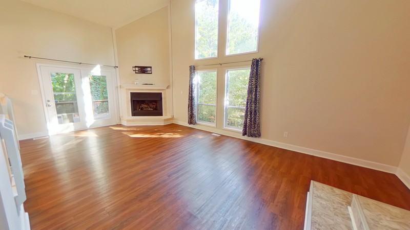 6008 Bartlett Ct - Photo 5 of 36