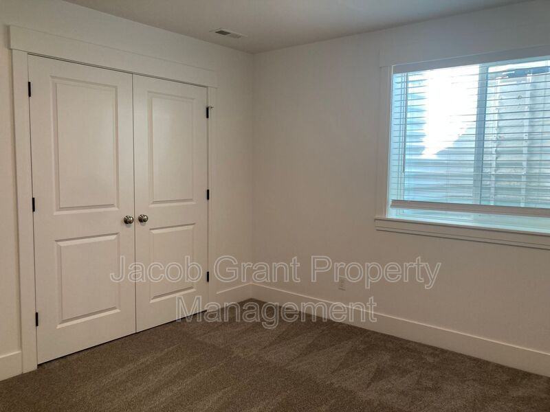 5876 Rammell Rd - Photo 6 of 12