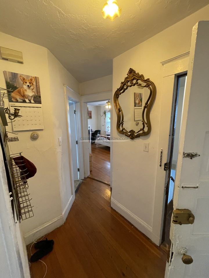 56 Montfern Ave #3 - Photo 6 of 21