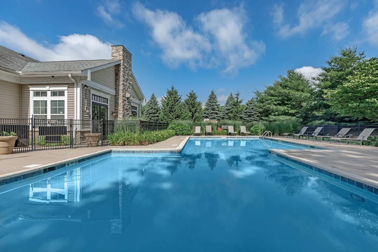 Vintage at the Grove - Photo 5 of 42