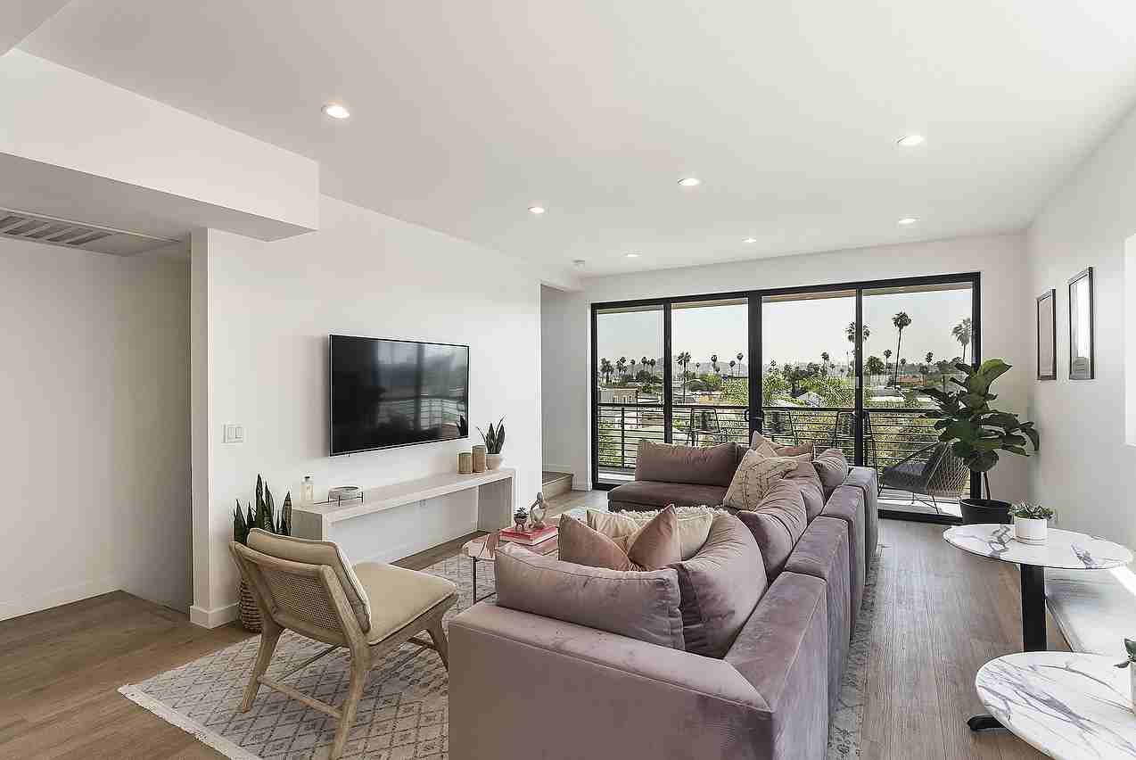 Eddy Co-Living | Harvard - Photo 2 of 13