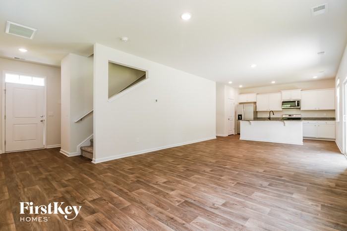 500 Wayton Cir - Photo 2 of 15