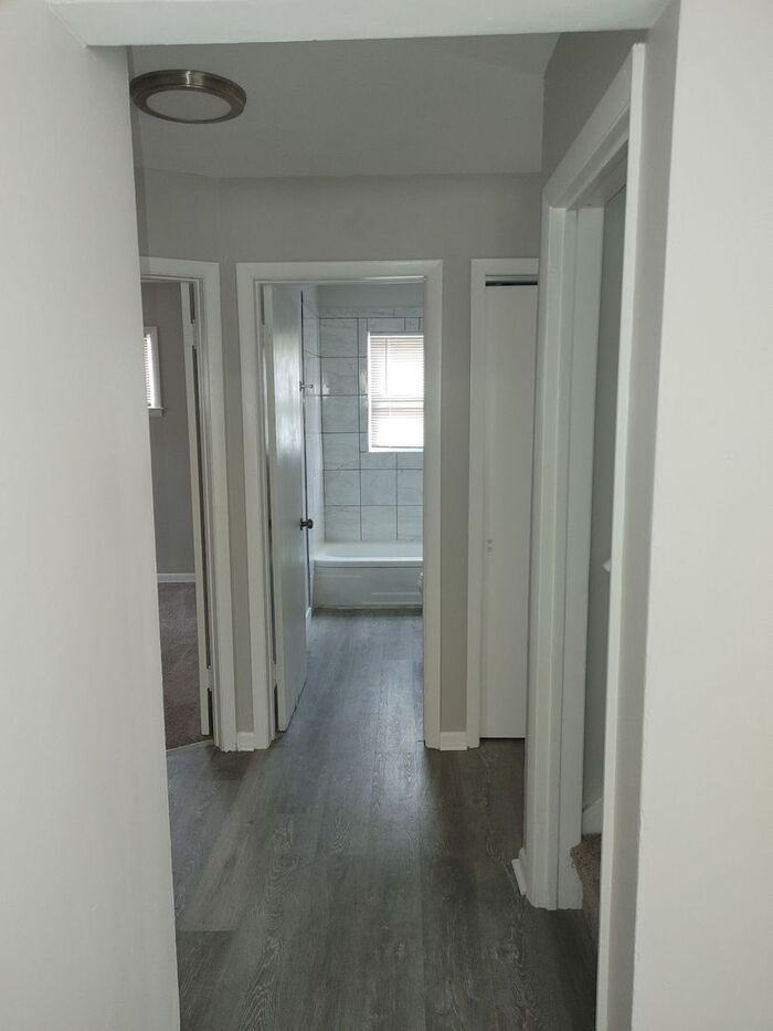 6913 W Carmen Ave - Photo 3 of 37