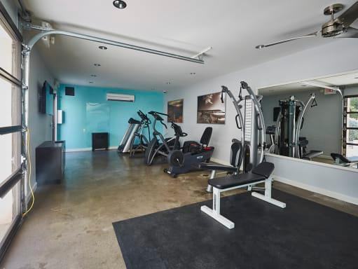 8310 W McDonald Dr - Photo 7 of 46