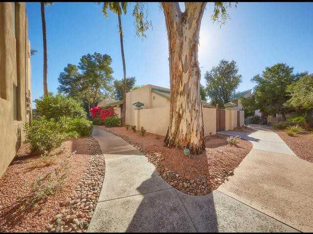 8310 W McDonald Dr - Photo 3 of 46