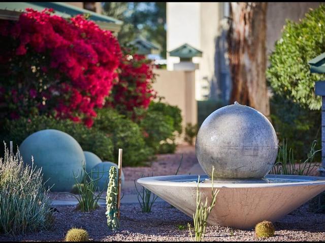 8310 W McDonald Dr - Photo 2 of 5