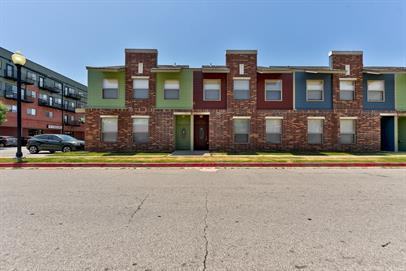 2113 Houston Ave - Photo 3 of 17