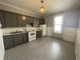 featured image of 114 Carmarthen St #2