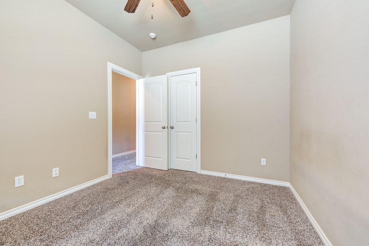 2113 Houston Ave #1 - Photo 6 of 18