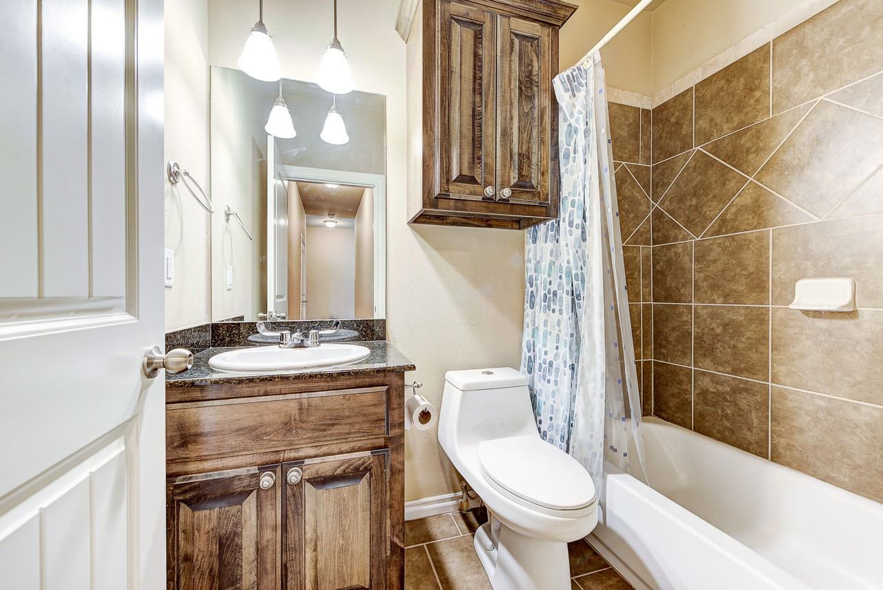 2113 Houston Ave #1 - Photo 7 of 18