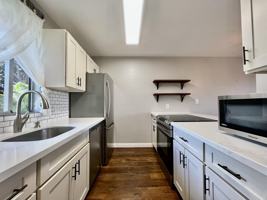 featured image of 140 Uwapo Rd #1