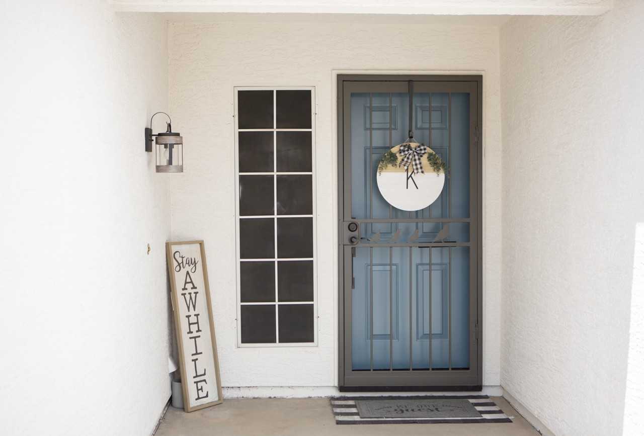 202 W Marco Polo Rd - Photo 2 of 11