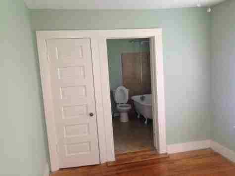 2145 Oak Street Garage Apartment - Photo 3 of 10