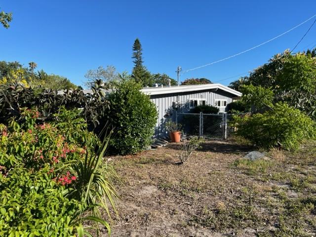 1502 Dartmouth Dr - Photo 2 of 49
