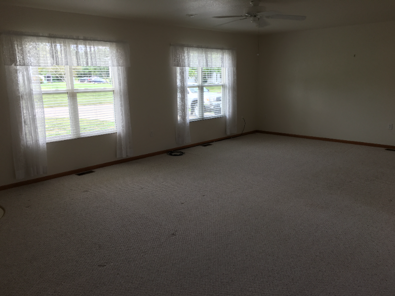 1244 Fox Rd - Photo 2 of 10