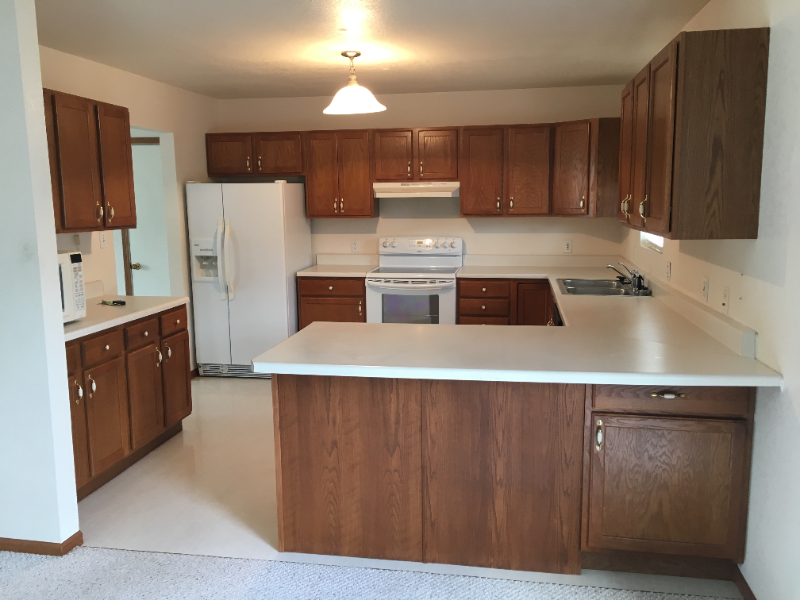 1244 Fox Rd - Photo 3 of 10