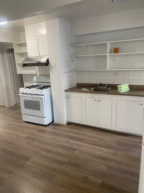 3355 60th St #1 - Photo 2 of 3