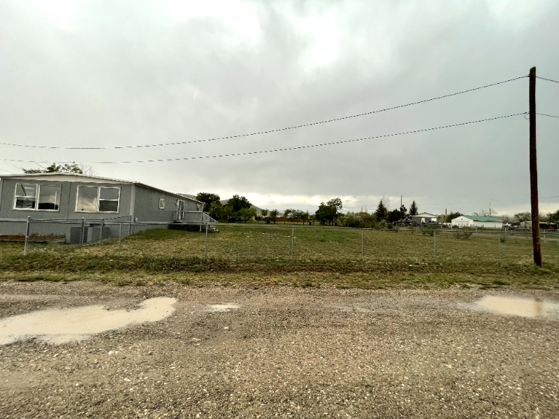325 Hope Rd - Photo 3 of 25