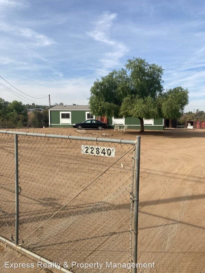 22840 Cajalco Rd - Photo 2 of 50